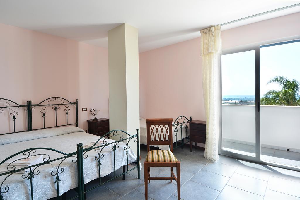 مارينا دي راغوزا B&B La Castellana المظهر الخارجي الصورة