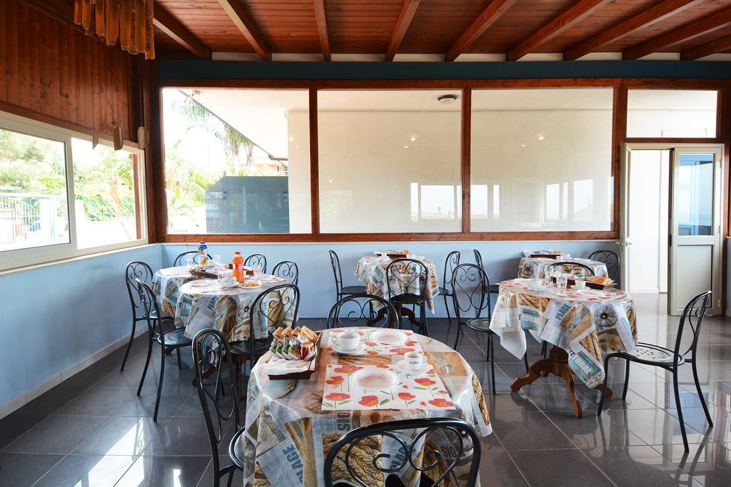 مارينا دي راغوزا B&B La Castellana المظهر الخارجي الصورة