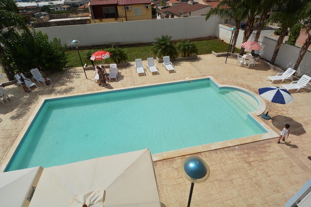 مارينا دي راغوزا B&B La Castellana المظهر الخارجي الصورة